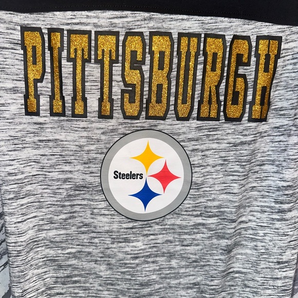 NFL Apperal Pittsburgh Steelers T-shirt new with Tags women size xs - Picture 2 of 7